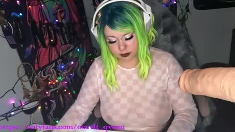 Snapshot of occvlt_qveen chatting on January 4, 5:16 am occvlt qveen online show from January 4, 5:16 am