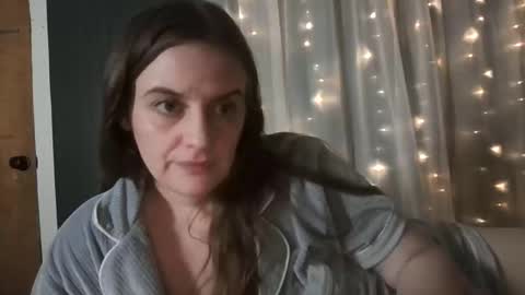 Snapshot of oceaneyes287 chatting on March 29, 8:25 am oceaneyes287 online show from March 29, 8:25 am