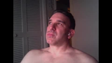 Snapshot of oceanmanx chatting on February 14, 2:52 am Ocean online show from February 14, 2:52 am