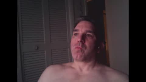 Snapshot of oceanmanx chatting on March 1, 4:58 am Ocean online show from March 1, 4:58 am
