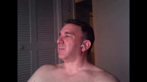 Snapshot of oceanmanx chatting on March 2, 5:08 am Ocean online show from March 2, 5:08 am