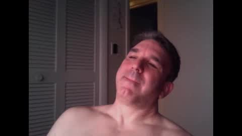 Snapshot of oceanmanx chatting on March 28, 2:22 am Ocean online show from March 28, 2:22 am