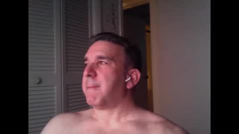 Snapshot of oceanmanx chatting on April 28, 3:00 am Ocean online show from April 28, 3:00 am