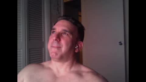 Snapshot of oceanmanx chatting on May 1, 3:00 am Ocean online show from May 1, 3:00 am