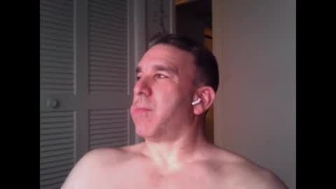 Snapshot of oceanmanx chatting on May 16, 3:03 am Ocean online show from May 16, 3:03 am