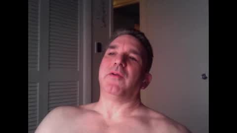 Snapshot of oceanmanx chatting on May 24, 4:17 am Ocean online show from May 24, 4:17 am