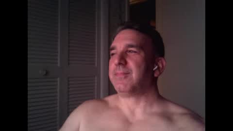 Snapshot of oceanmanx chatting on May 26, 3:13 am Ocean online show from May 26, 3:13 am
