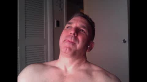 Snapshot of oceanmanx chatting on May 31, 1:25 am Ocean online show from May 31, 1:25 am