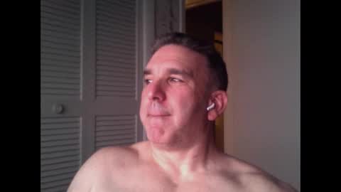 Snapshot of oceanmanx chatting on June 3, 1:08 am Ocean online show from June 3, 1:08 am