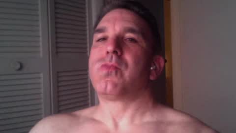 Snapshot of oceanmanx chatting on June 12, 2:43 am Ocean online show from June 12, 2:43 am