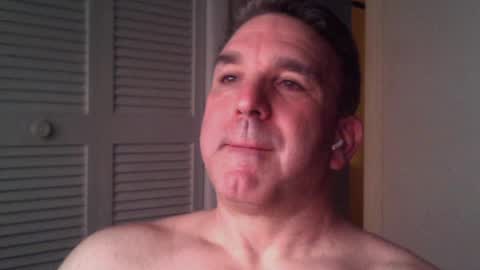 Snapshot of oceanmanx chatting on June 13, 2:20 am Ocean online show from June 13, 2:20 am