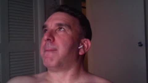 Snapshot of oceanmanx chatting on June 16, 2:58 am Ocean online show from June 16, 2:58 am