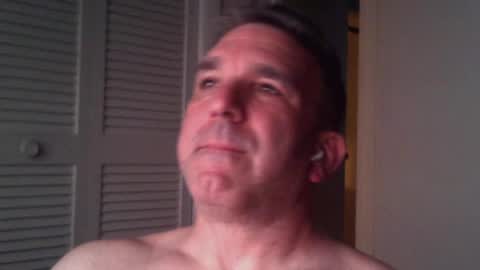 Snapshot of oceanmanx chatting on June 28, 1:44 am Ocean online show from June 28, 1:44 am