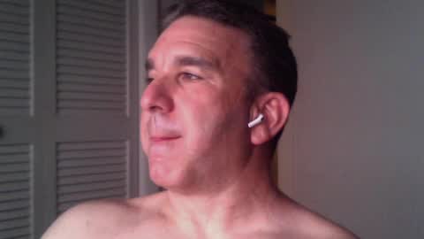 Snapshot of oceanmanx chatting on July 14, 2:05 am Ocean online show from July 14, 2:05 am