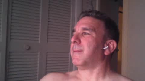 Snapshot of oceanmanx chatting on July 24, 3:48 am Ocean online show from July 24, 3:48 am