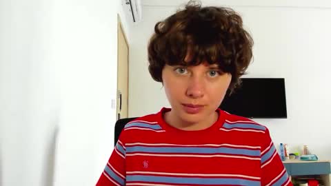 Snapshot of octopussy69x chatting on March 9, 5:11 am Evie online show from March 9, 5:11 am