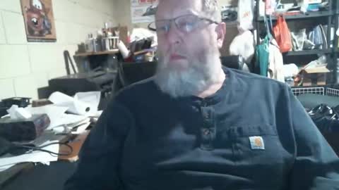 Snapshot of oddobsessions chatting on March 7, 2:52 am oddobsessions online show from March 7, 2:52 am