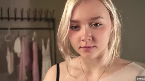 Snapshot of odelynbrower chatting on September 22, 7:38 pm Alice online show from September 22, 7:38 pm