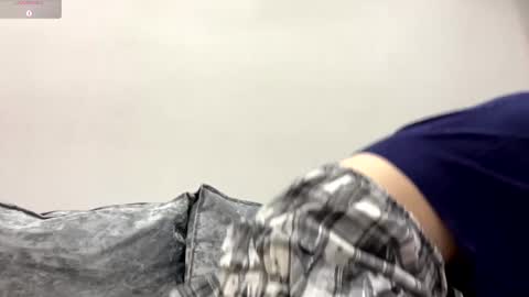 Snapshot of odettehatt chatting on February 16, 4:19 am Thea online show from February 16, 4:19 am