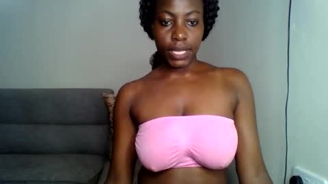 Snapshot of odrienna chatting on April 10, 7:40 pm odrie online show from April 10, 7:40 pm