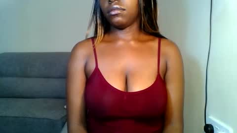 Snapshot of odrienna chatting on May 9, 7:57 am odrie online show from May 9, 7:57 am