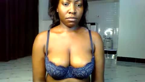 Snapshot of odrienna chatting on July 28, 8:01 pm odrie online show from July 28, 8:01 pm