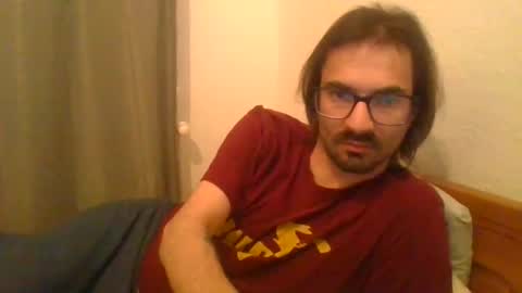 Snapshot of oeffel chatting on June 11, 11:58 pm oeffel online show from June 11, 11:58 pm