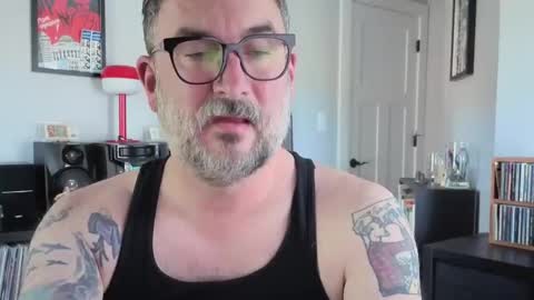 Office Dad online show from September 21, 7:04 pm