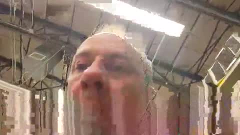 Snapshot of office_slr chatting on December 22, 12:35 pm Officer online show from December 22, 12:35 pm