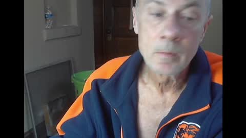 Snapshot of office_slr chatting on April 26, 12:58 pm Officer online show from April 26, 12:58 pm