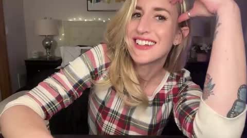 Tams online show from December 25, 3:29 am