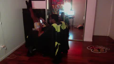 Money online show from October 8, 8:34 am