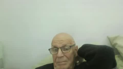 oggi95 online show from November 14, 4:17 pm