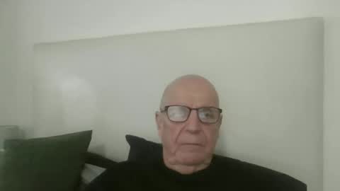 oggi95 online show from November 17, 1:17 pm