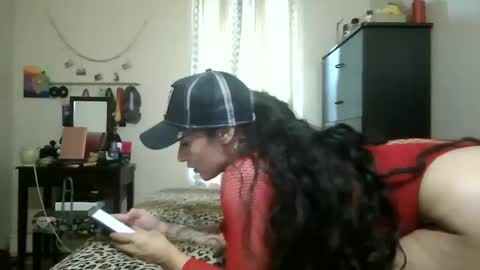 Lit en Cama online show from February 27, 9:14 pm