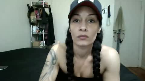Lit en Cama online show from September 29, 6:57 pm
