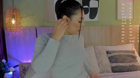 Holly online show from March 13, 11:28 am