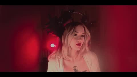 your dear Lilith Chapman online show from November 4, 5:34 pm