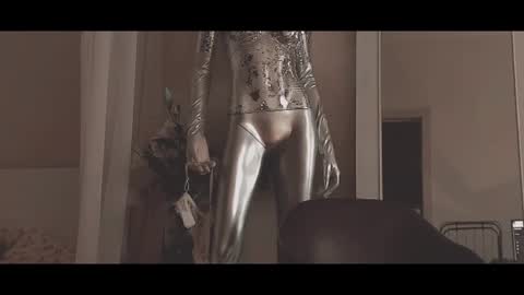 Snapshot of oh_lilith chatting on June 9, 9:32 am your dear Lilith Chapman online show from June 9, 9:32 am