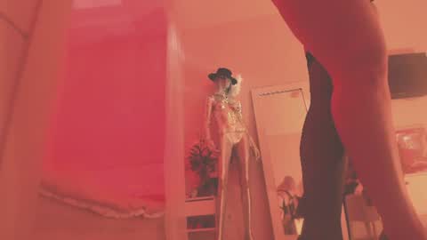 Snapshot of oh_lilith chatting on June 12, 5:34 pm your dear Lilith Chapman online show from June 12, 5:34 pm