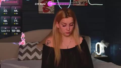 Snapshot of oh_my_julia chatting on October 28, 11:36 am oh_my_julia online show from October 28, 11:36 am