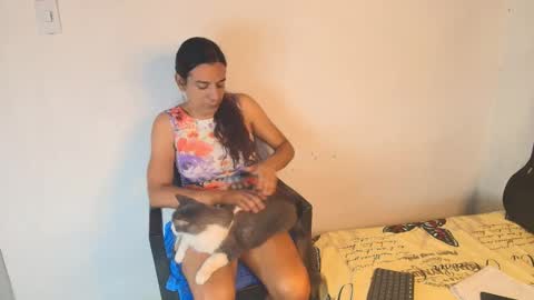 Snapshot of oh_tique chatting on November 29, 4:43 pm LU online show from November 29, 4:43 pm