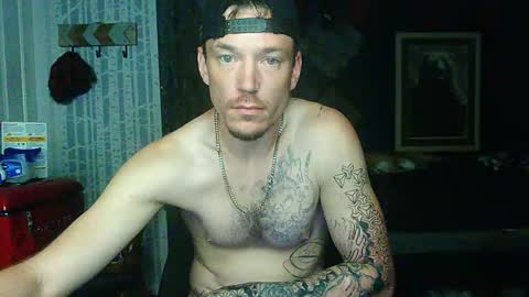 who dares  toss me some  tips lets have fun online show from September 24, 11:46 am