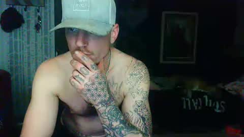 who dares  toss me some  tips lets have fun online show from November 20, 7:52 am