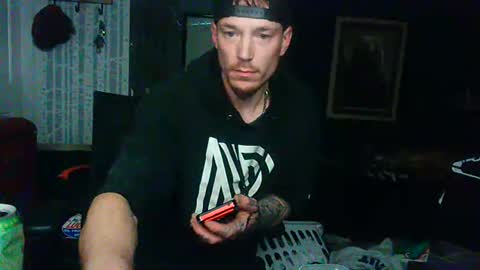 who dares  toss me some  tips lets have fun online show from November 27, 12:40 pm