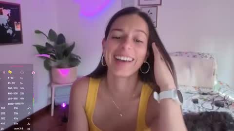 ohanna_ online show from July 21, 9:28 pm