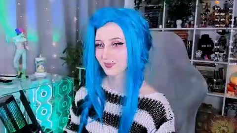 Snapshot of ohclementinee chatting on July 1, 7:43 am Clementine Clem online show from July 1, 7:43 am