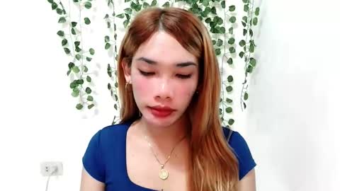 ohmyalessandraxcx online show from November 19, 7:30 am