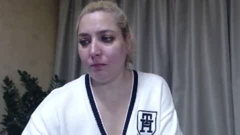 Iren online show from November 16, 7:25 am