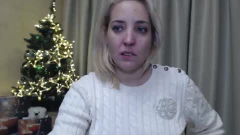 Mari online show from December 25, 9:11 pm